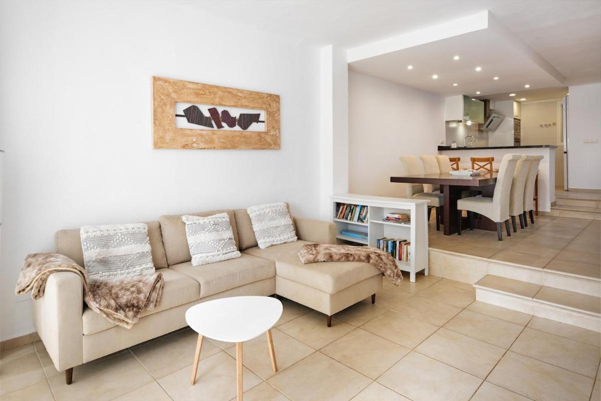 Sea Frontline Apartment 'Ernesto'. Pool. Wifi Santanyi Exterior photo