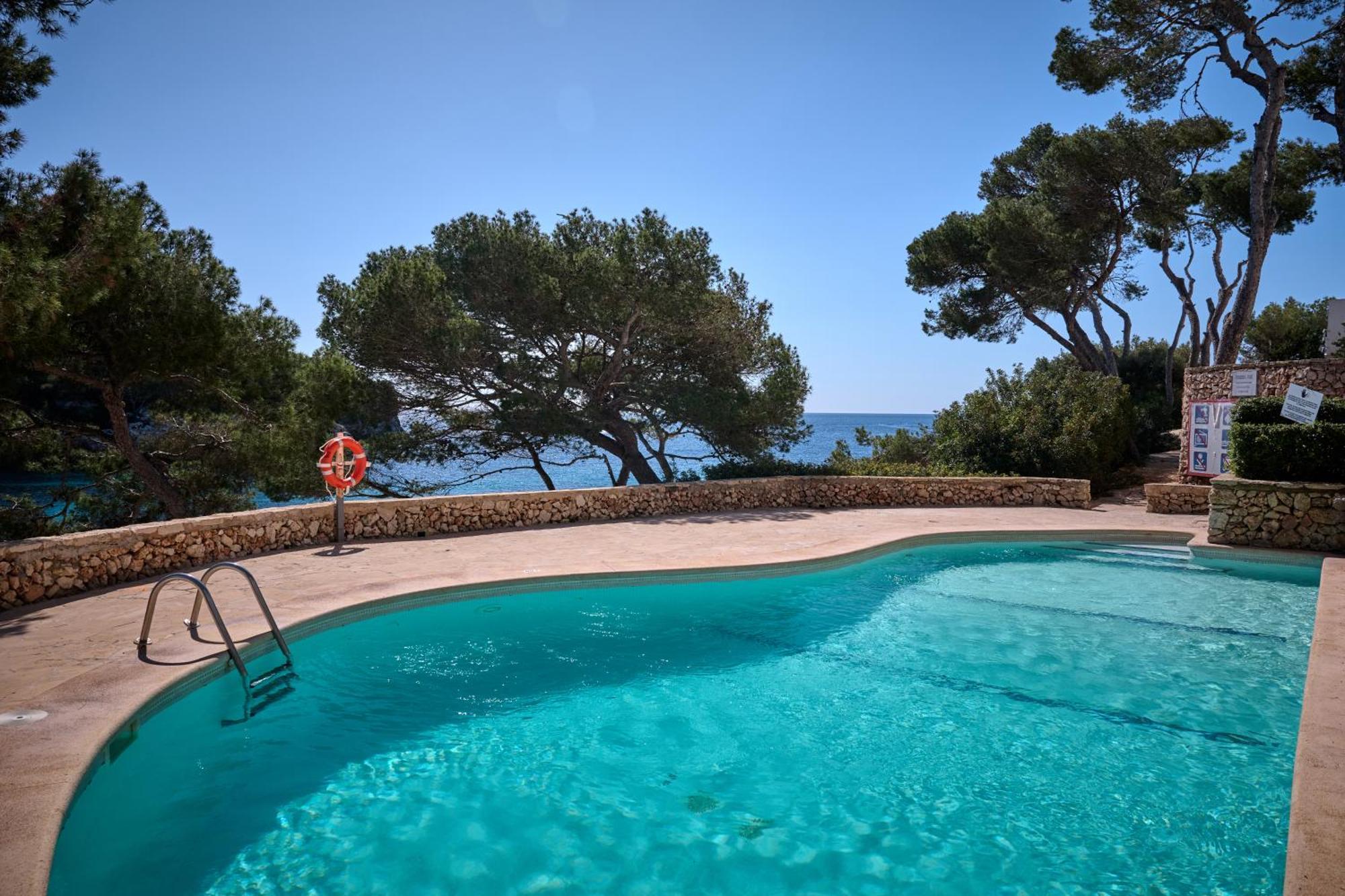 Sea Frontline Apartment 'Ernesto'. Pool. Wifi Santanyi Exterior photo